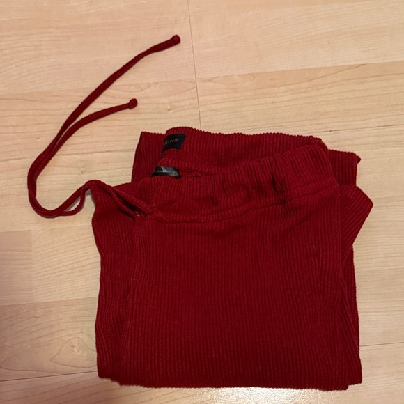 Red Ribbed Flared Lounge Pants - Picture 5 of 5